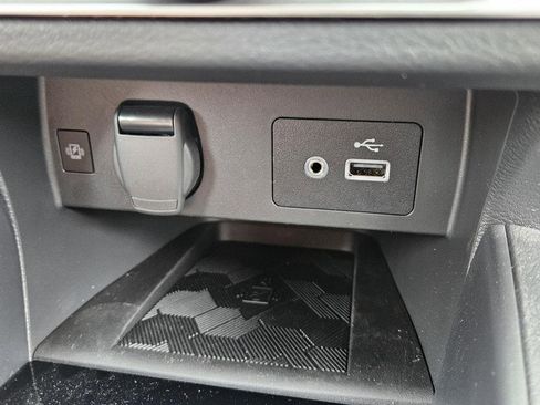 New 2025 Nissan Versa SV w/ Trunk Package image 14