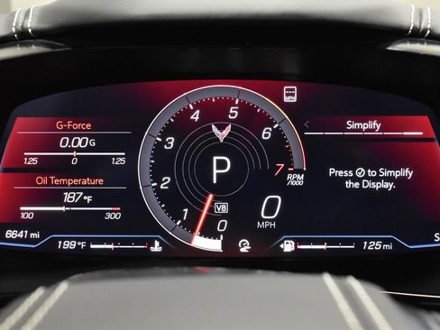 Used 2022 Chevrolet Corvette Stingray Premium Cpe w/ Body-Color Dual Roof Package image 16