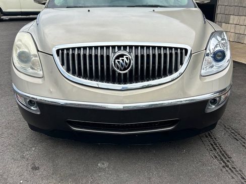 Used 2011 Buick Enclave CXL AWD/4WD image 2
