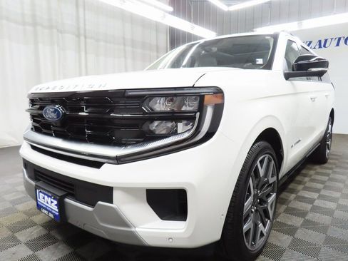 Used 2025 Ford Expedition Max Platinum w/ Platinum Ultimate Package image 6