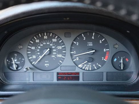 Used 2001 BMW 530i Sedan image 35