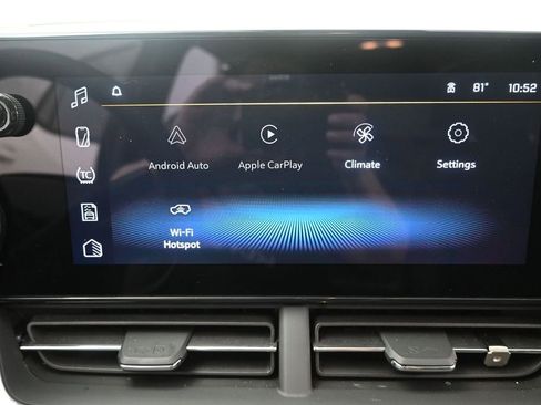 Used 2024 Chevrolet Trax ACTIV w/ Sunroof Package FWD image 24