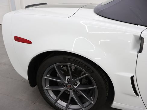 Used 2013 Chevrolet Corvette Grand Sport w/ 4LT Preferred Equipment Group RWD image 70
