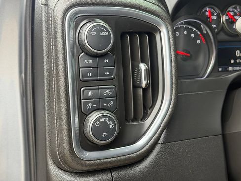 Used 2020 Chevrolet Silverado 1500 RST AWD/4WD image 24