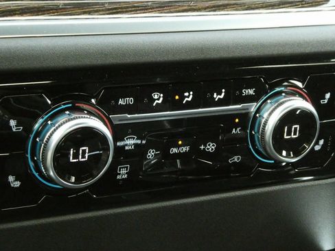 New 2025 GMC Sierra 1500 Elevation w/ Preferred Package image 20