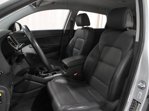 Used 2017 Hyundai Tucson SE Plus image 5
