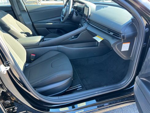 New 2026 Hyundai Elantra Sport image 13
