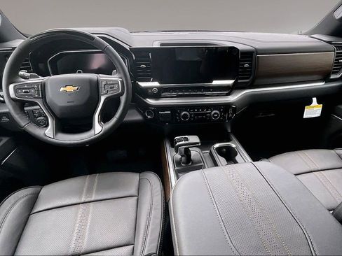 New 2026 Chevrolet Silverado 1500 High Country AWD/4WD image 5