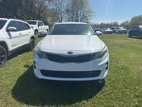 Used 2018 Kia Optima LX image 8
