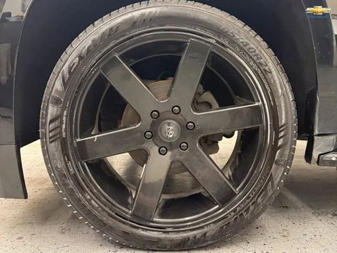 Used 2015 Chevrolet Tahoe LTZ RWD image 8