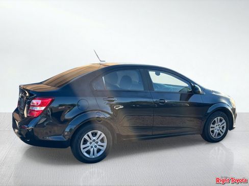 Used 2017 Chevrolet Sonic LS FWD image 4