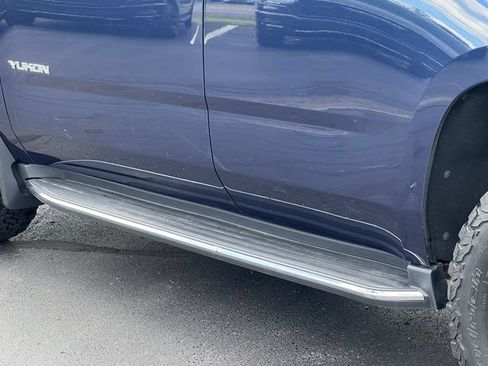 Used 2019 GMC Yukon SLE w/ SLE Value Package AWD/4WD image 9