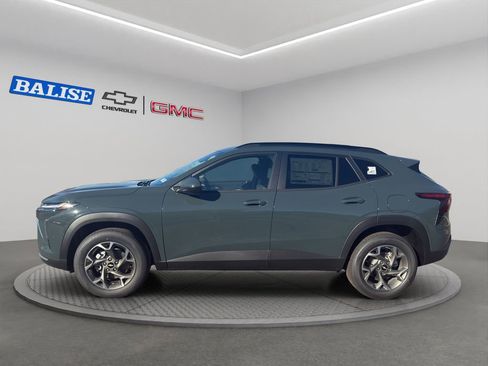 New 2026 Chevrolet Trax LT w/ LT Convenience Package image 4