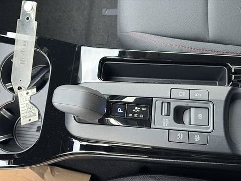 New 2026 Toyota Prius SE image 15