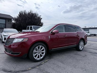 Used 2018 Lincoln MKT FWD