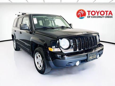 Used 2017 Jeep Patriot Sport w/ Power Value Group FWD image 1