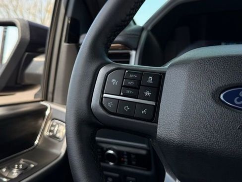 Used 2025 Ford F150 Lightning Lariat AWD/4WD image 12