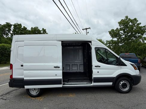 Used 2018 Ford Transit 250 148 High Roof RWD image 31