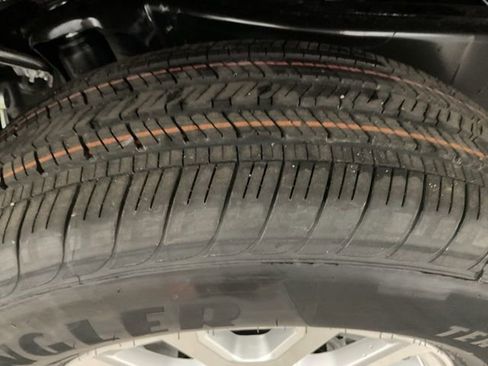 New 2026 Toyota Tacoma SR5 image 8