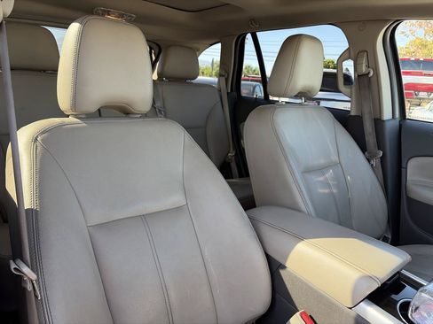 Used 2012 Ford Edge Limited FWD image 30