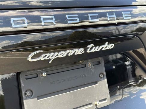 Used 2021 Porsche Cayenne Turbo AWD/4WD image 12