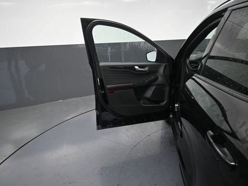 Used 2024 Ford Escape ST-Line image 24