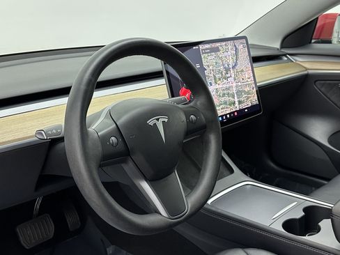 Used 2021 Tesla Model 3 Standard Range Plus image 11