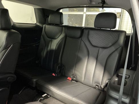 Used 2023 Hyundai Palisade SEL AWD/4WD image 25