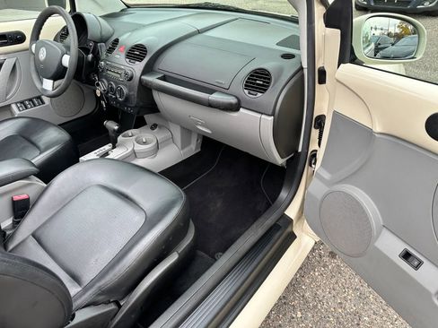 Used 2005 Volkswagen Beetle GLS image 18