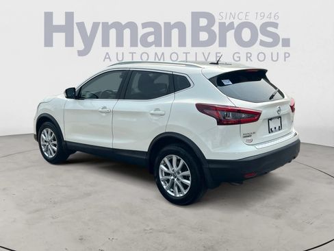 Used 2022 Nissan Rogue Sport SV FWD image 6