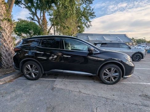 Used 2020 Nissan Murano Platinum w/ Cargo Package image 7
