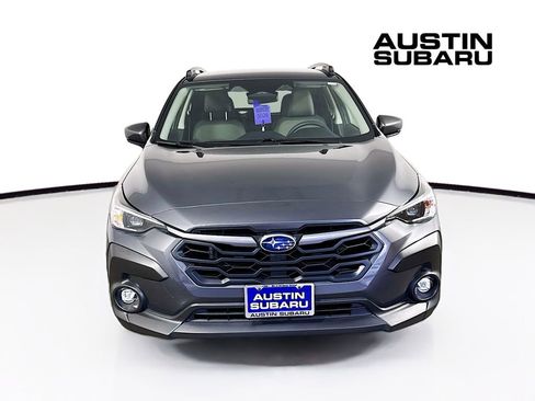 Used 2024 Subaru Crosstrek 2.0i Premium AWD/4WD image 2
