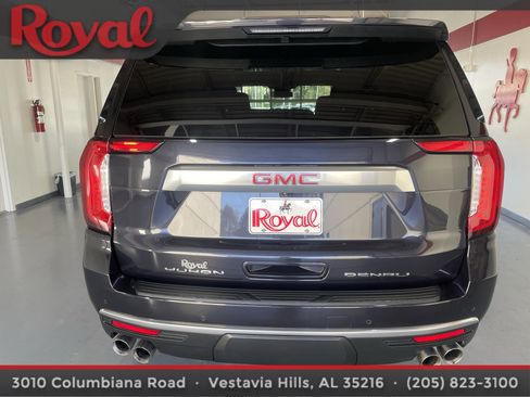 Used 2023 GMC Yukon Denali w/ LPO, Floor Liner Package image 5