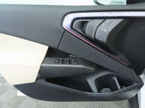 Certified 2025 BMW X3 xDrive30i w/ Convenience Package image 24