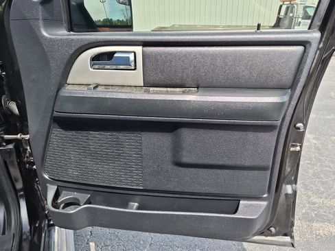 Used 2017 Ford Expedition EL Limited AWD/4WD image 43