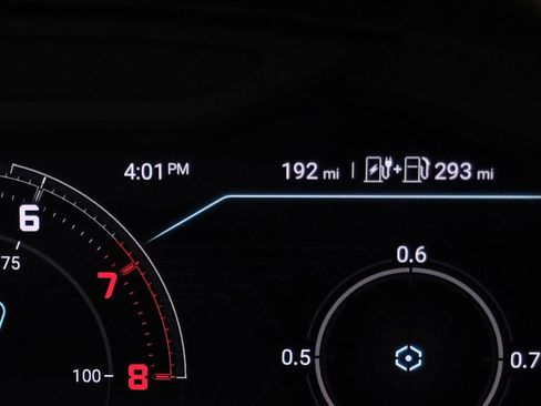 Used 2025 Lamborghini Urus SE image 15