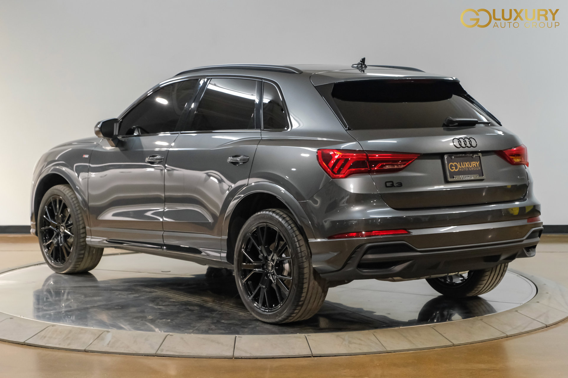 Used 2025 Audi Q3 2.0T Premium Plus AWD/4WD image 12