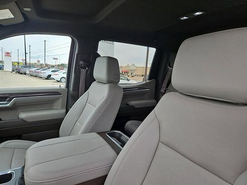 Used 2023 Chevrolet Silverado 1500 LTZ w/ Z71 Off-Road Package image 11