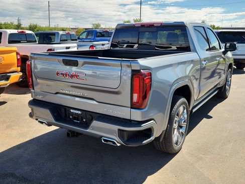 New 2026 GMC Sierra 1500 Denali w/ Denali Reserve Package image 4