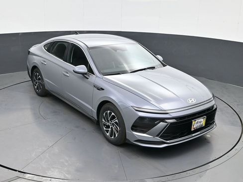 New 2026 Hyundai Sonata Blue image 15
