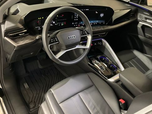 Certified 2025 Audi Q5 Premium Plus w/ Premium Plus AWD/4WD image 19