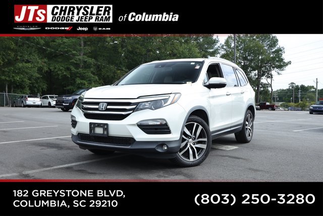 Used 2018 Honda Pilot Touring image 1