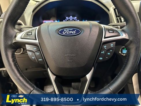 Used 2024 Ford Edge SEL w/ Convenience Package image 9