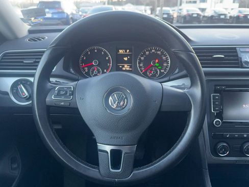 Used 2015 Volkswagen Passat 1.8T Limited Edition image 15