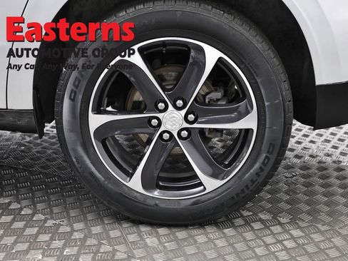 Used 2021 Buick Enclave Essence w/ Sport Touring Edition FWD image 35