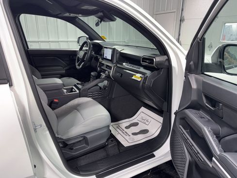 New 2026 Toyota Tacoma SR5 AWD/4WD image 10