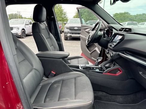 Used 2023 Chevrolet TrailBlazer RS w/ Convenience Package AWD/4WD image 21