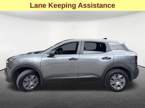 Used 2026 Nissan Kicks S FWD image 6