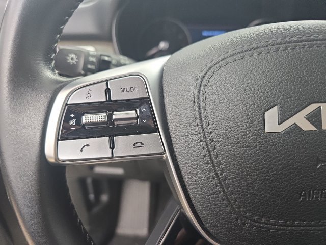 Used 2022 Kia Telluride SX FWD image 17
