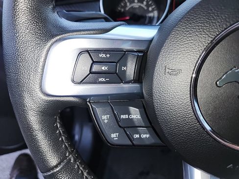 Used 2023 Ford Mustang Coupe RWD image 13